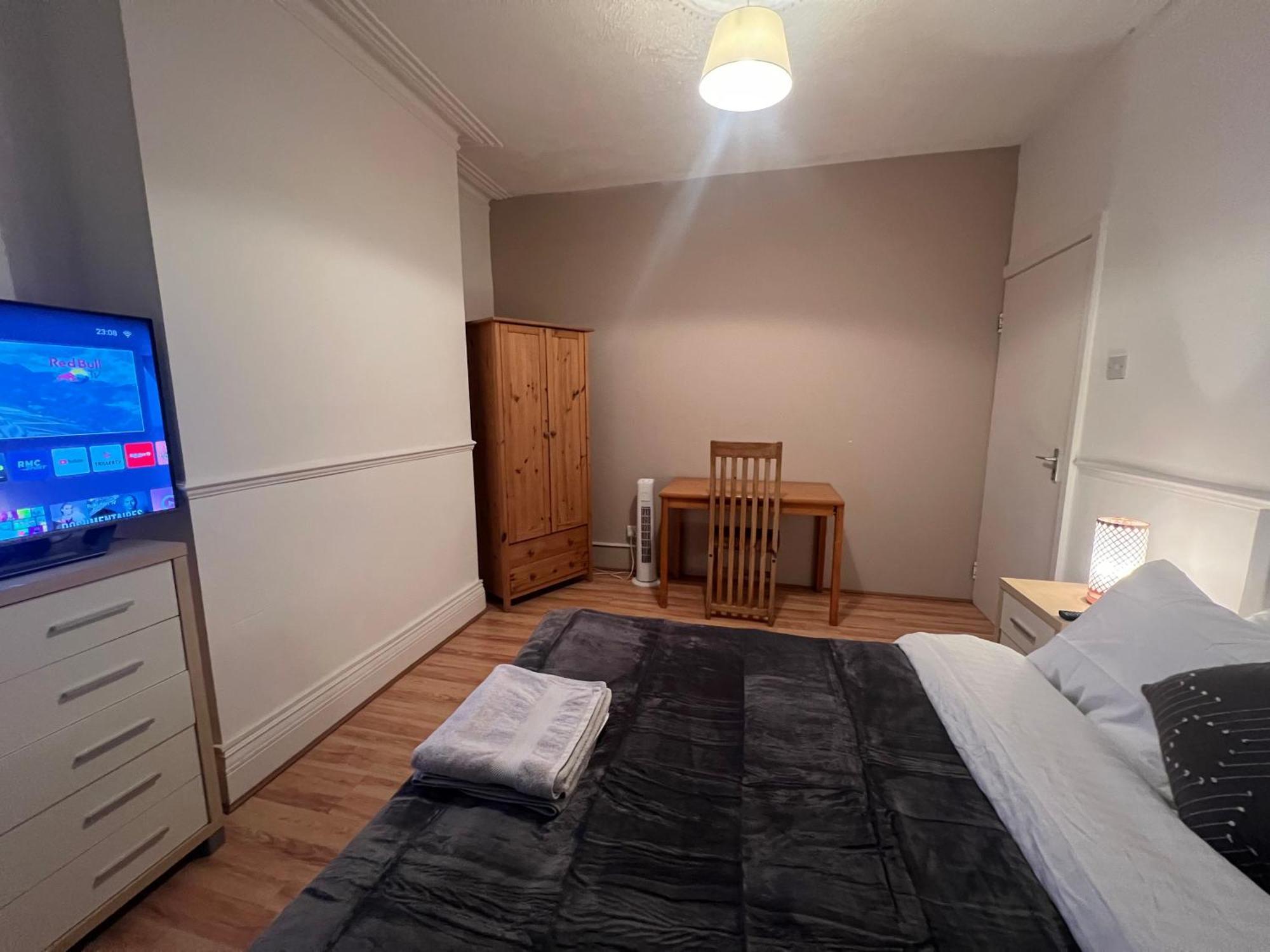 Gasthof Private In Victorian House, Forest Hill, London